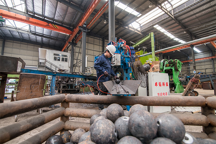 邵阳网架配件-螺栓球加工车间
